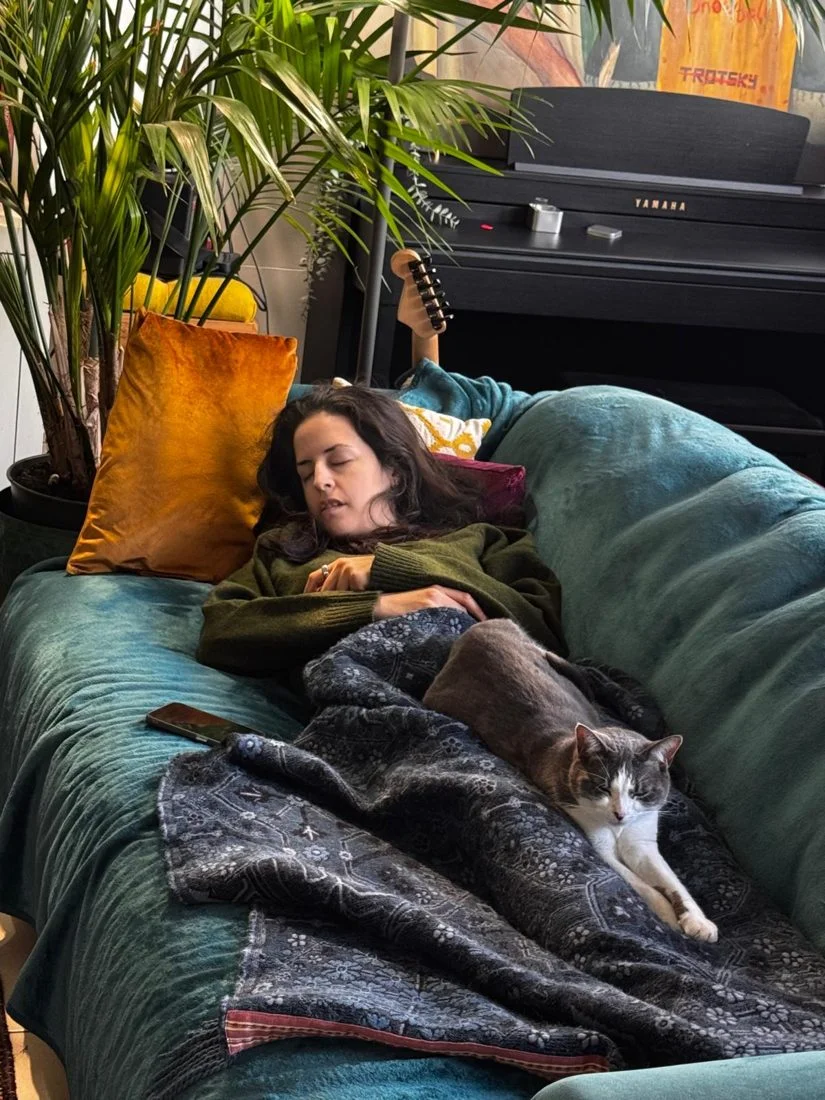 Lina at home with the cat